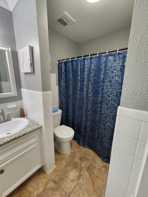 Blue Shark *E4* @ Midtown Comfortable 1Br King Apartment Houston Exterior photo